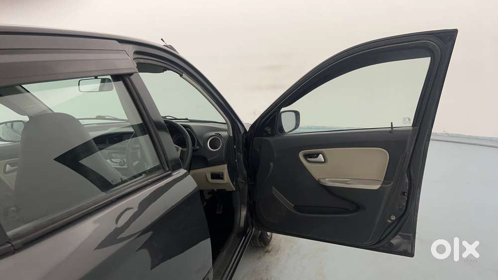Maruti Suzuki Alto K10 1.0 Vxi Amt, 2015, Petrol