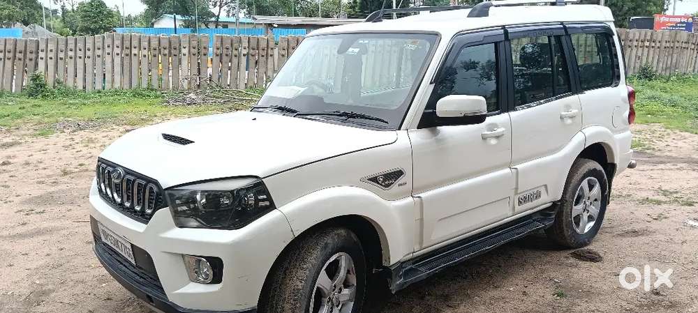 Mahindra Scorpio 2019 Variant S11