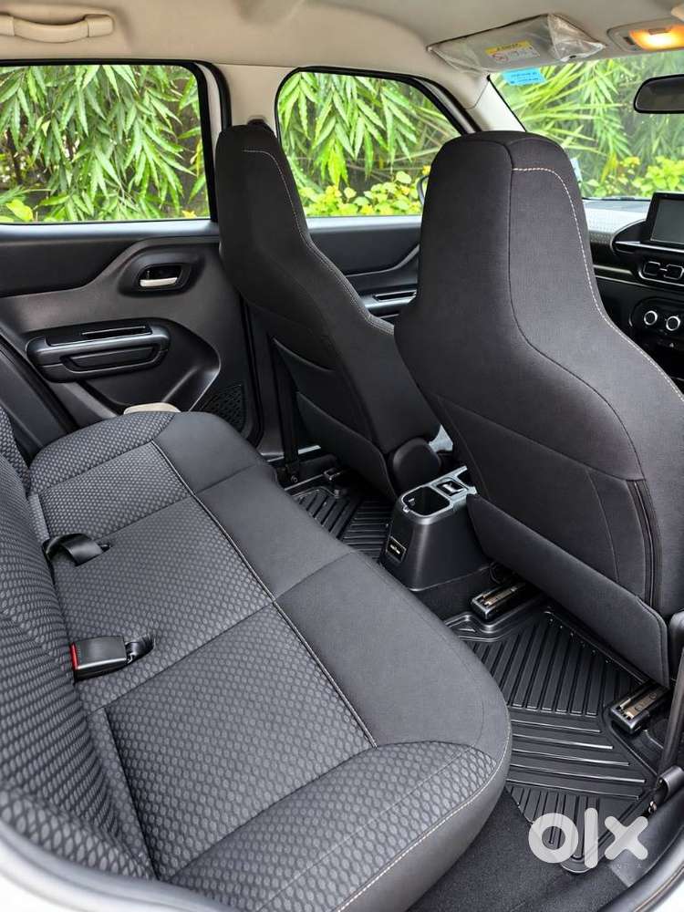 Citroen C3 Shine 1.2 Petrol Vibe Pack, 2023, Petrol