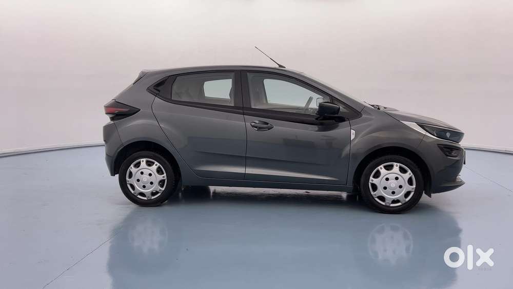 Tata Altroz Xm Plus Petrol, 2022, Petrol