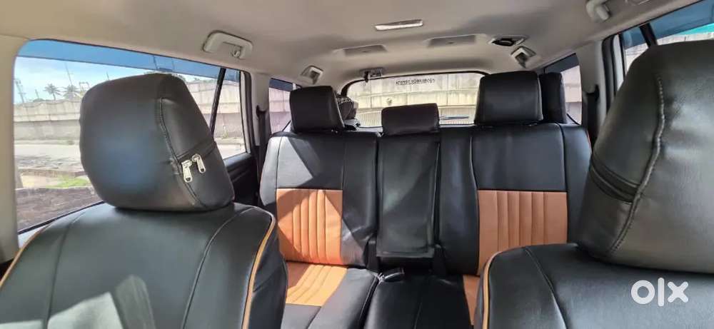 Toyota Innova Crysta 2022 Variant