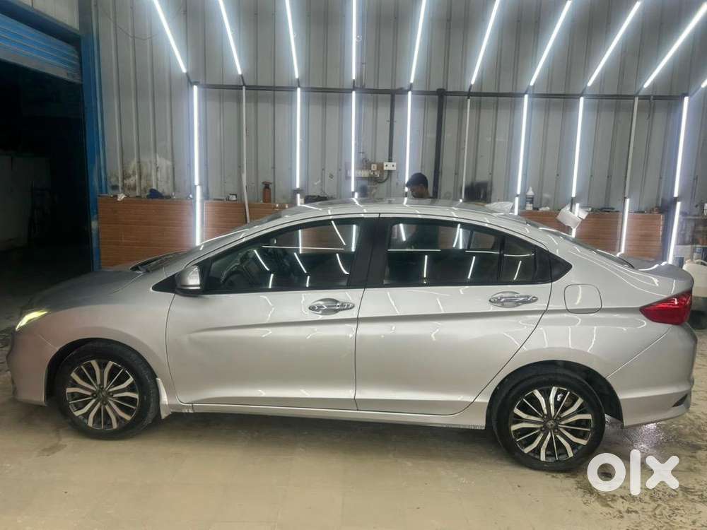 Honda City 2017 Vx With Sunroof