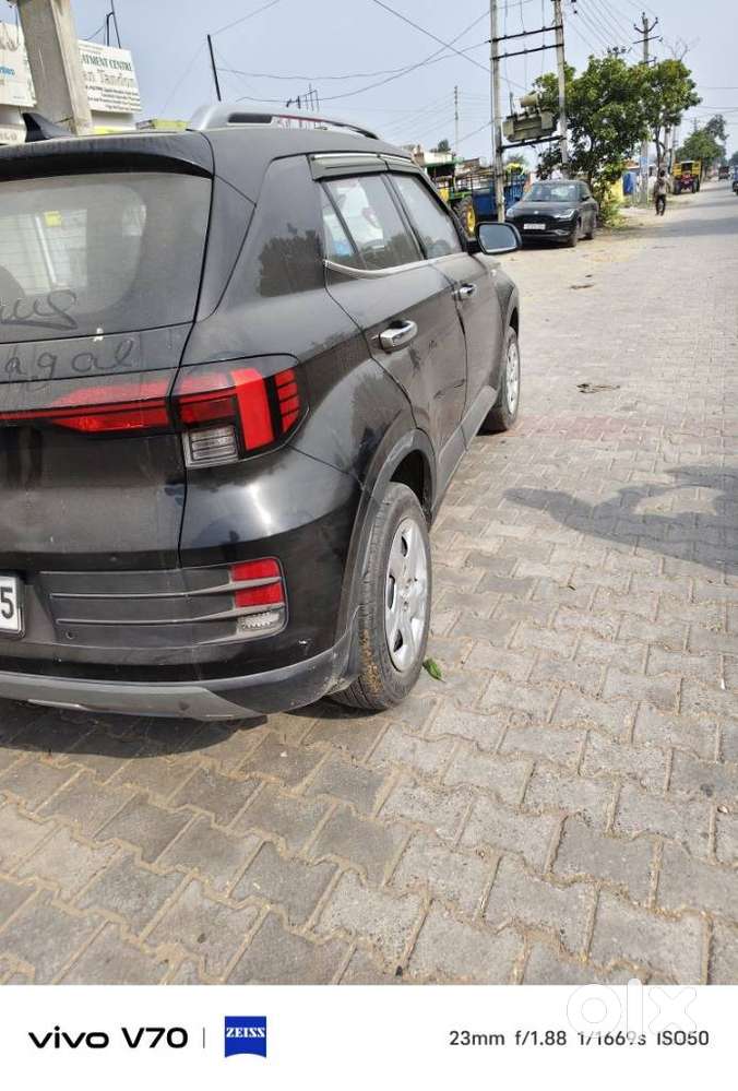 Hyundai Venue S, 2022, Petrol