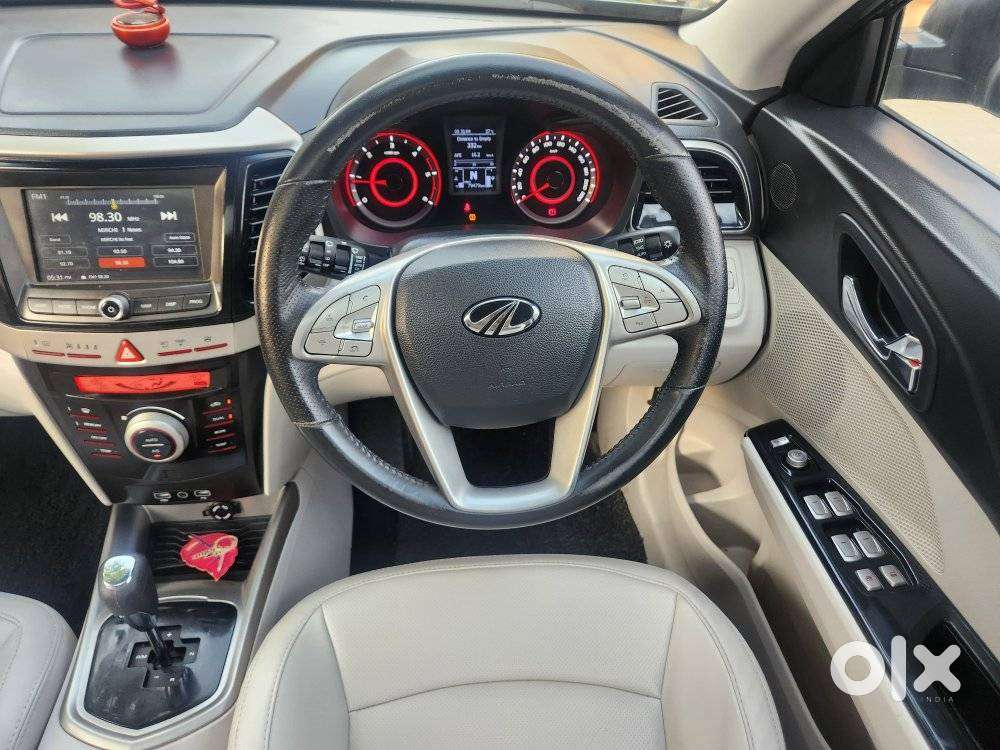Mahindra Xuv300 W8 (o) 1.5 Diesel Amt, 2021, Diesel