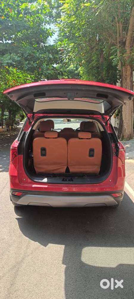 Mahindra Xuv700 2.2 Ax 5 Diesel At 7 Str, 2023, Diesel