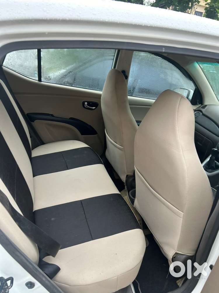 Hyundai I10 2012 Petrol 76000 Km Driven