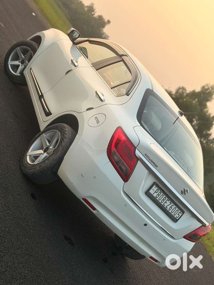 Maruti Suzuki Swift Dzire Amt Zxi Plus, 2022, Petrol