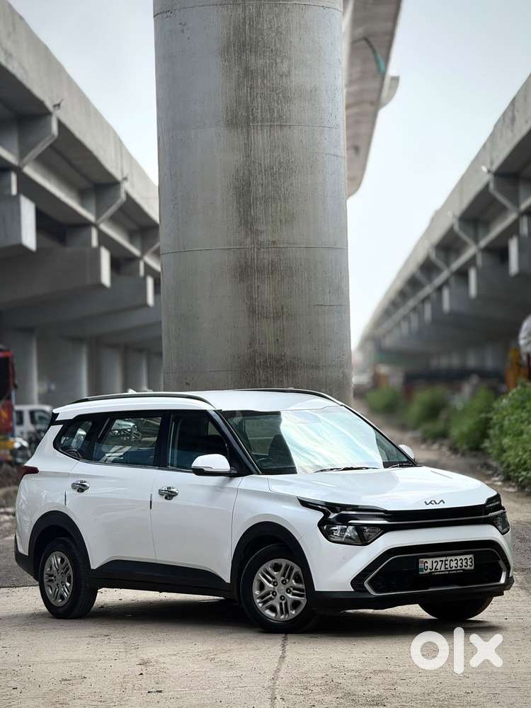 Kia Carens 1.5 Prestige 7 Str, 2023, Petrol