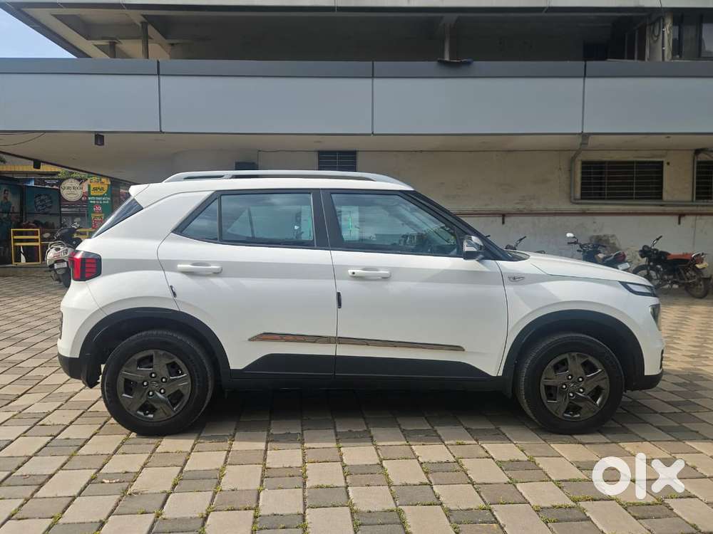 Hyundai Venue 1.2 S Plus, 2024, Petrol