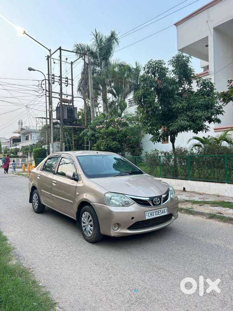 Toyota Etios, 2011, Petrol