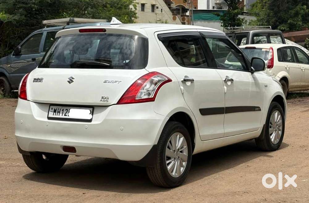 Maruti Suzuki Swift Zxi, 2015, Petrol