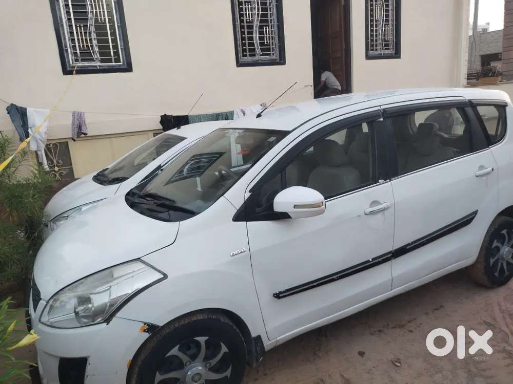 Maruti Suzuki Ertiga 2013