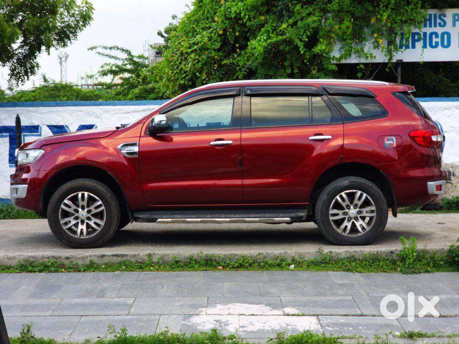 Ford Endeavour 2.2 Titanium At 4x2, 2016, Diesel