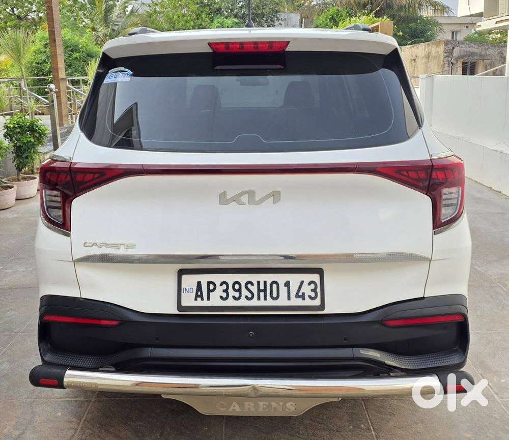 Kia Carens G 1.5 6mt Premium (o) 7-seater, 2023, Petrol