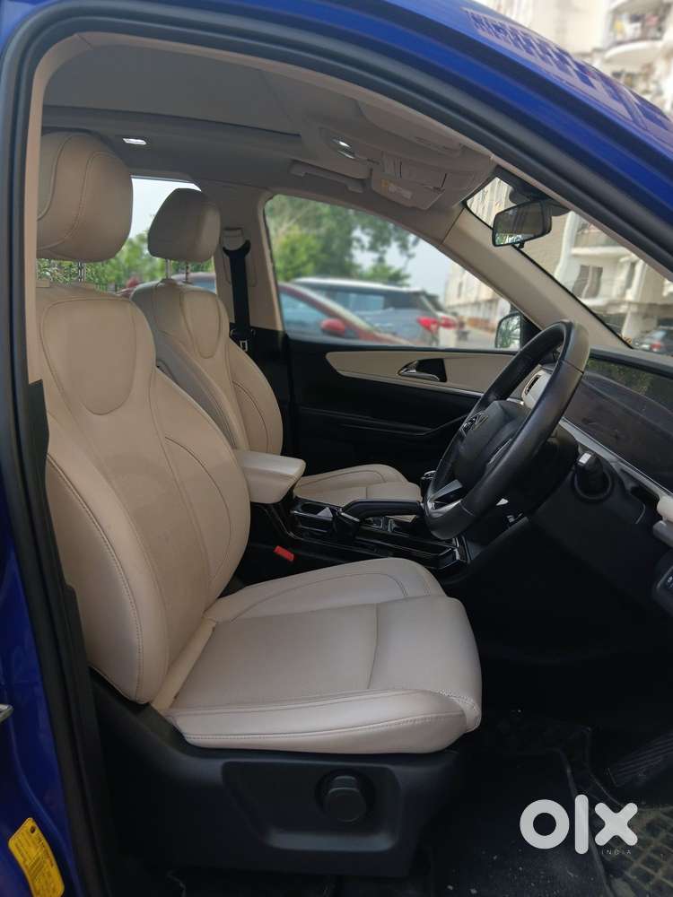 Mahindra Xuv700 2.2 Ax 7 Diesel Mt Str, 2022, Diesel