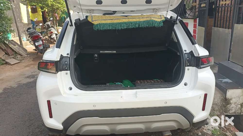 White Colour Fronx Good Condition For Sell