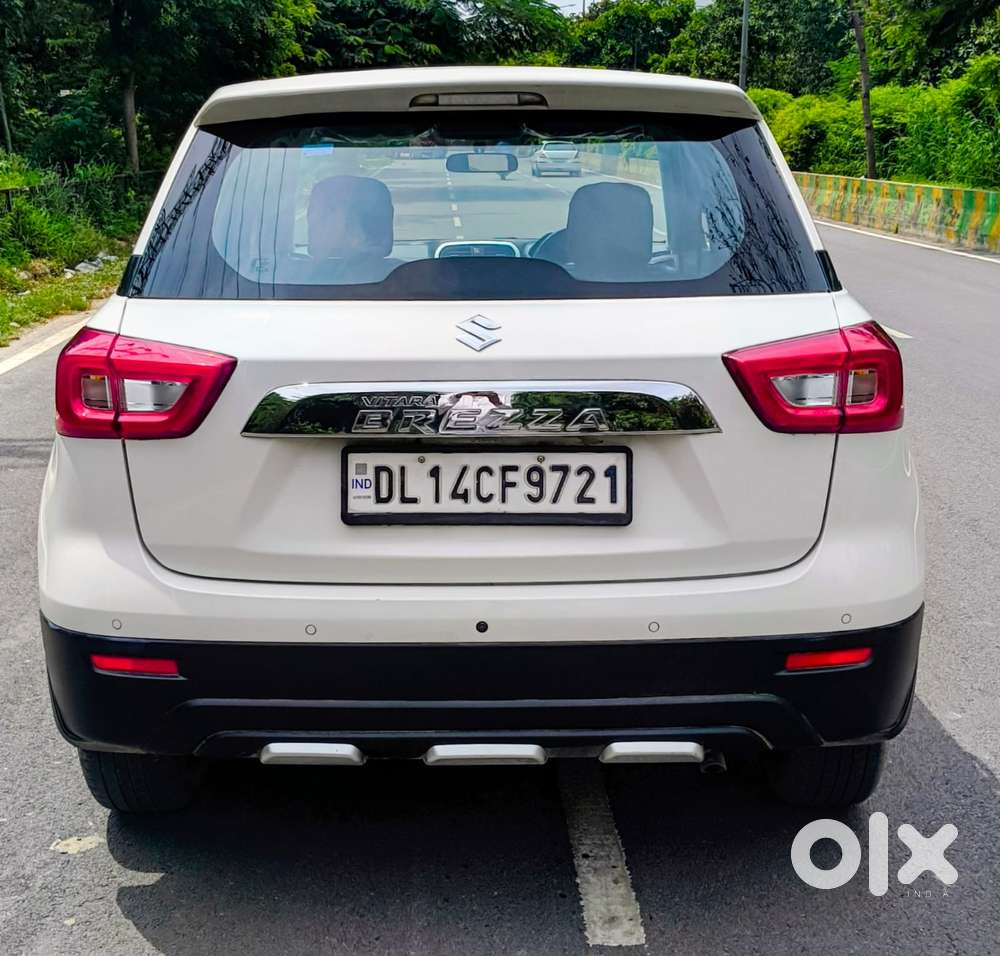 Maruti Suzuki Brezza 1.5 Lxi Smart Hybrid, 2022, Petrol