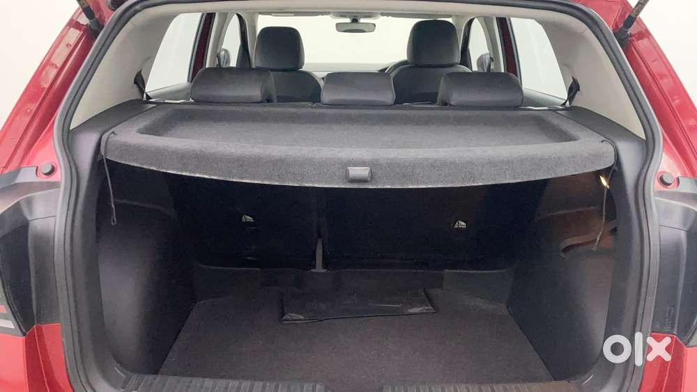 Volkswagen Taigun Topline 1.0 Tsi At (electric Seats), 2022, Petrol