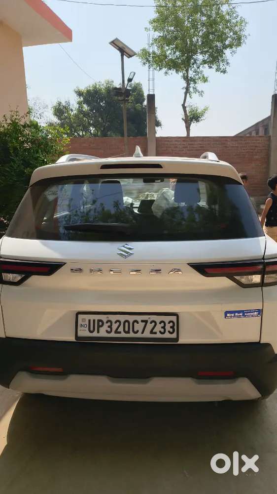 Maruti Suzuki Brezza 25 Cng Company Fitted 30 Km Avg