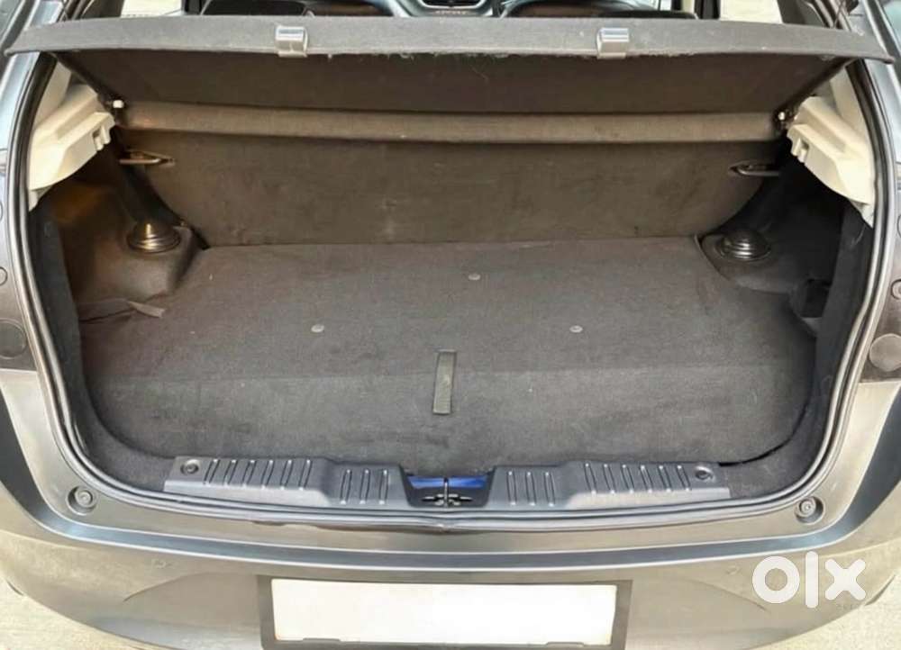 2023 Tata Altroz Xz+ Os