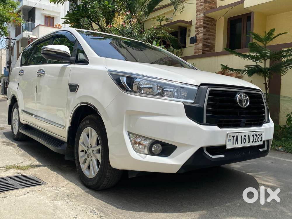 Toyota Innova Crysta [2020-ongoing] 2.4 Gx 7 Str, 2023, Diesel