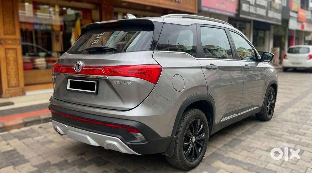 Mg Hector Sharp 2.0 Diesel (top-end Variant) |panaroamic Sunroof