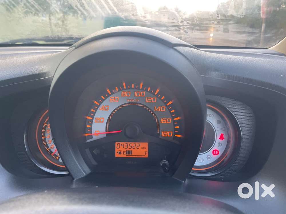 Honda Brio Vx Mt, 2014, Petrol