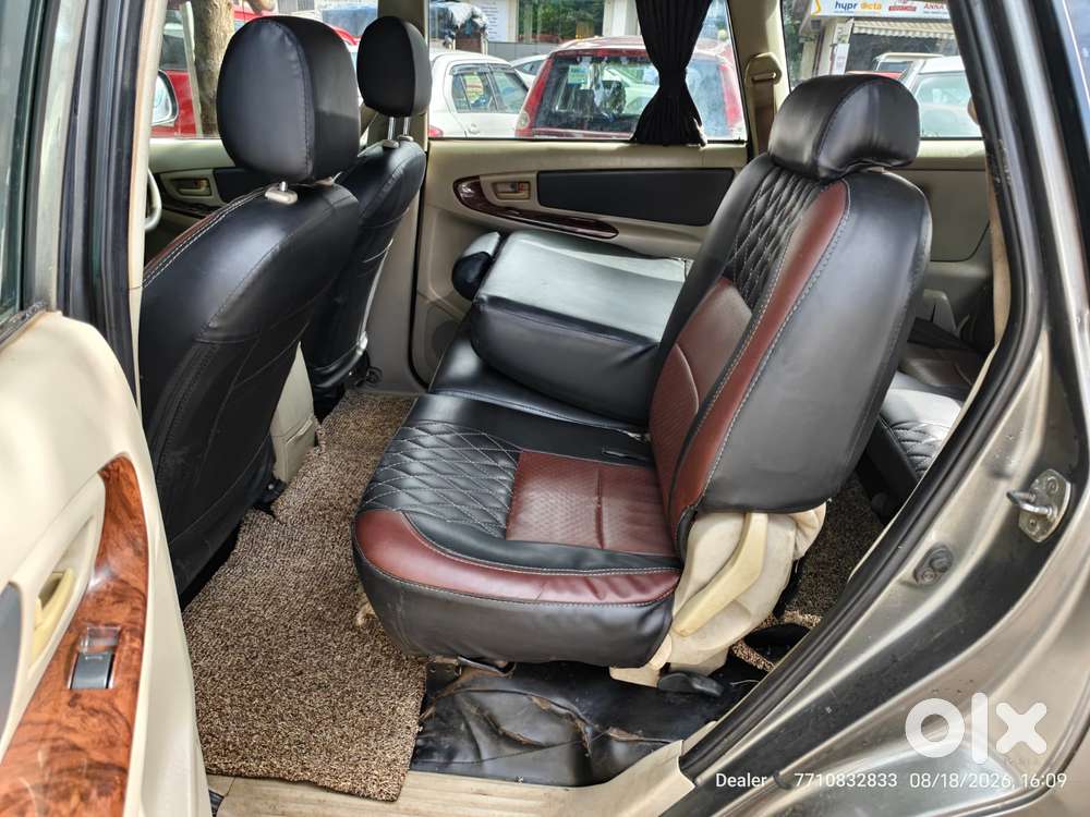 Toyota Innova 2.5 G (diesel) 8 Seater Bs Iv, 2013, Diesel