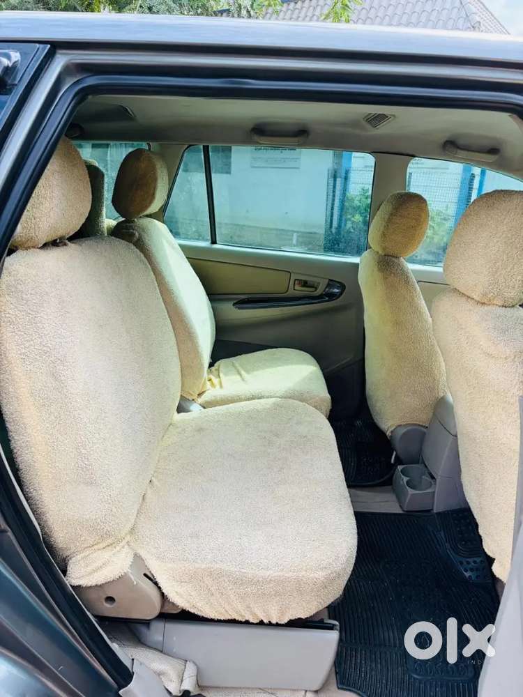 Toyota Innova Diesel 2012