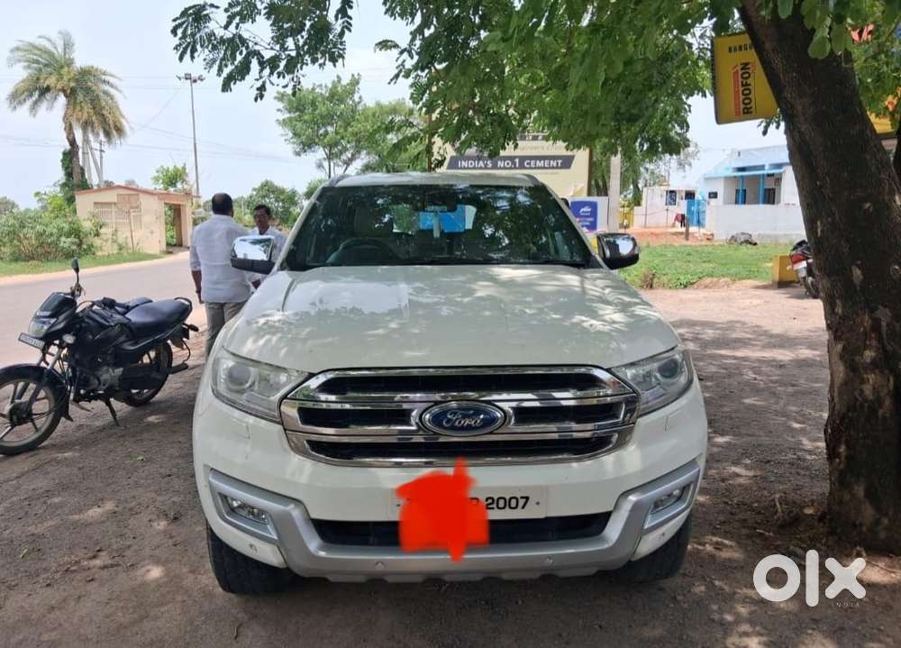 Ford Endeavour 2.2 Titanium At 4x2, 2016, Diesel