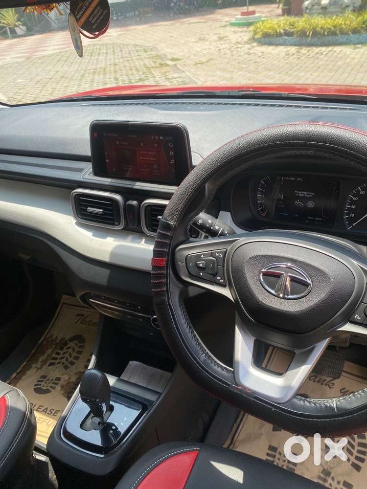Tata Punch 1.2 Revotron Creative Amt Dual Tone, 2022, Petrol