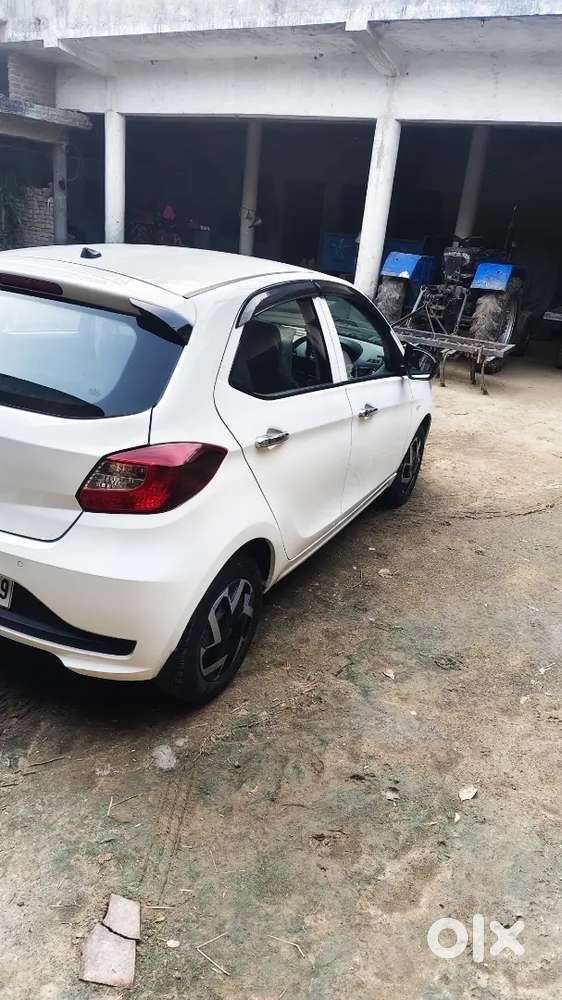 Tata Tiago Xm Petrol 2025