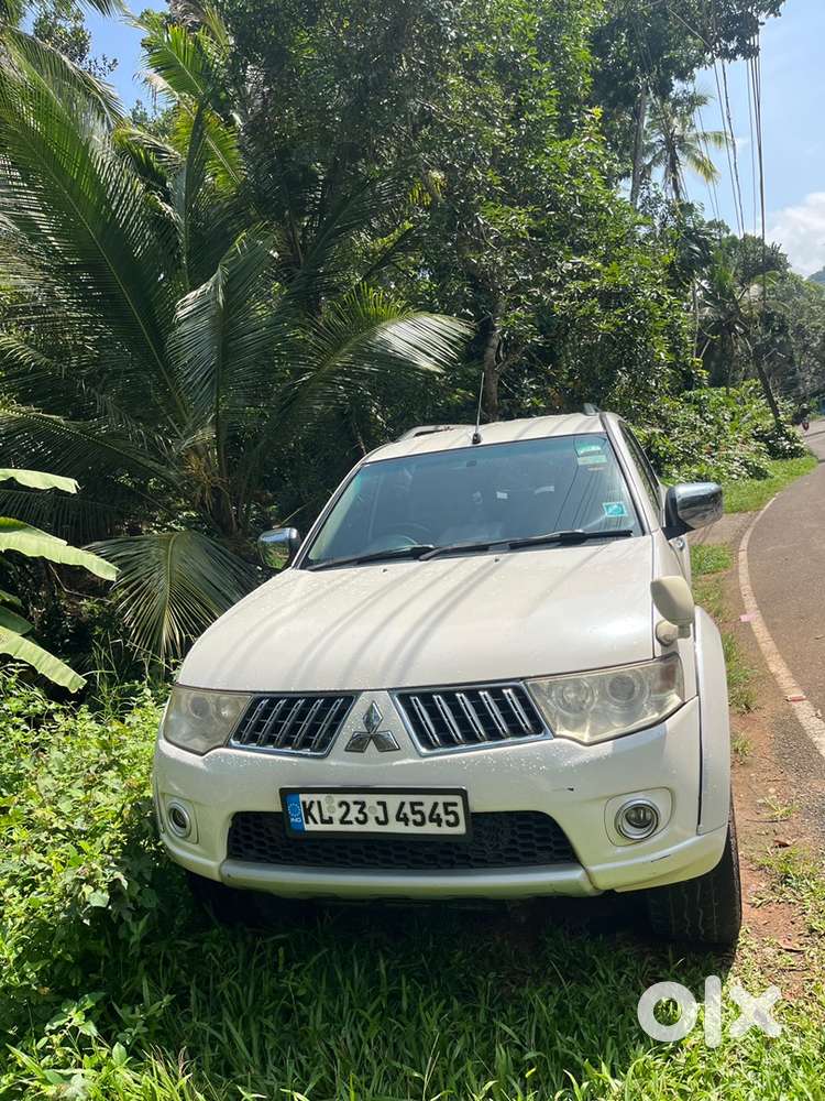 Mitsubishi Pajero Sport 2014 Origina Kerala Single Rc Owner