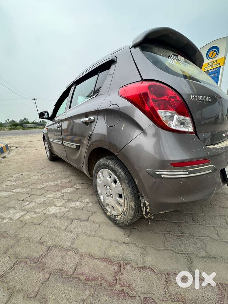 Hyundai I20 2012 Cng & Hybrids Well Maintained