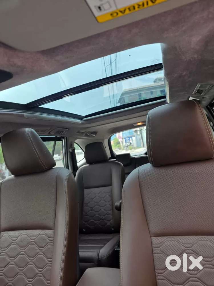 Toyota Innova Hycross 2.0 Zx Hybrid 7 Str, 2024, Petrol