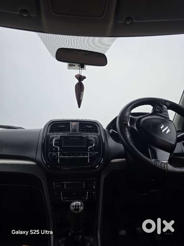 Maruti Suzuki Brezza Zdi+ Dual Tone, 2016, Diesel