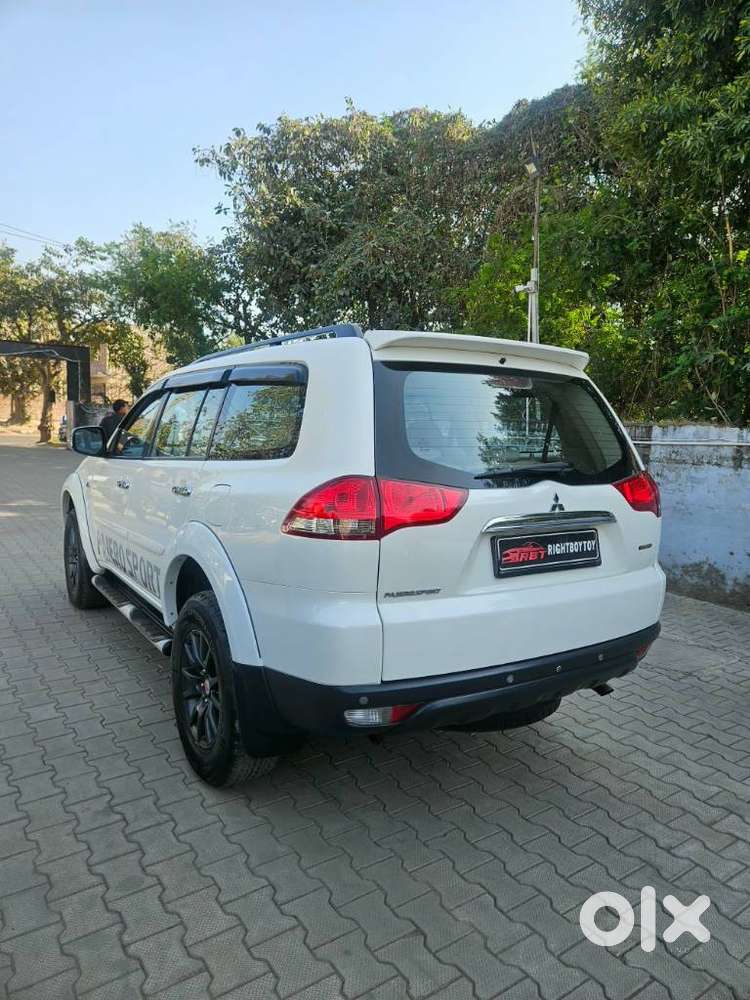 Mitsubishi Pajero Sport 4x2 Automatic, 2016, Diesel