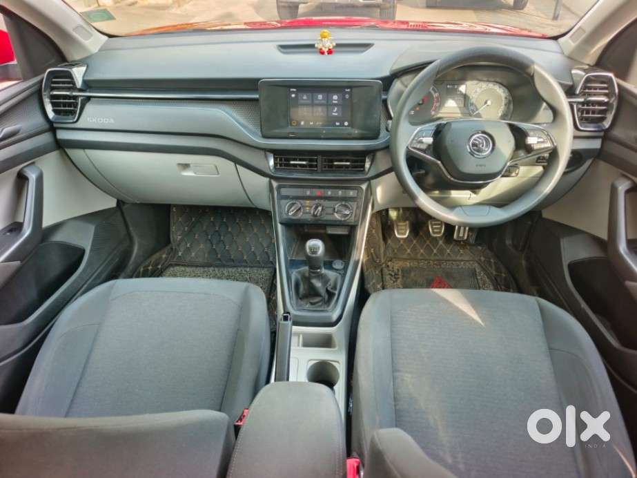 Skoda Kushaq 1.0 Tsi Active, 2022, Petrol