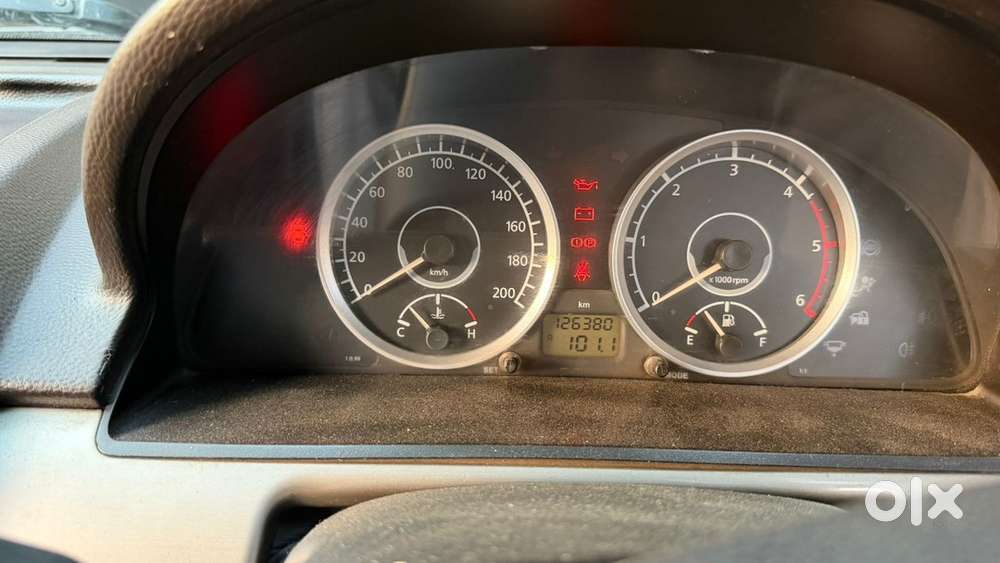 Tata Safari Storme 2015 Diesel Manual Year