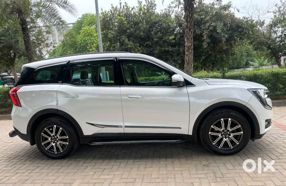 Mahindra Xuv700 2.2 Ax 7 Diesel Mt Luxury Pack Str, 2022, Diesel