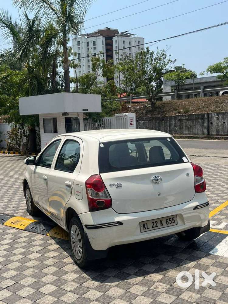 Toyota Etios Liva 1.2 G, 2016, Petrol