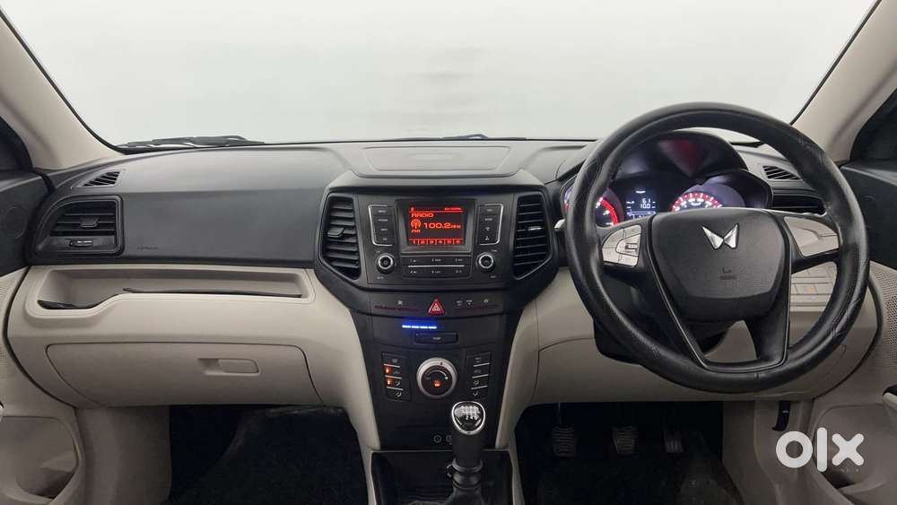 Mahindra Xuv300 W6, 2023, Petrol