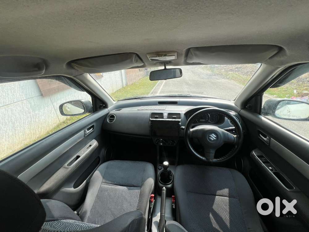 Maruti Suzuki Swift 2011 Petrol 100000 Km Driven