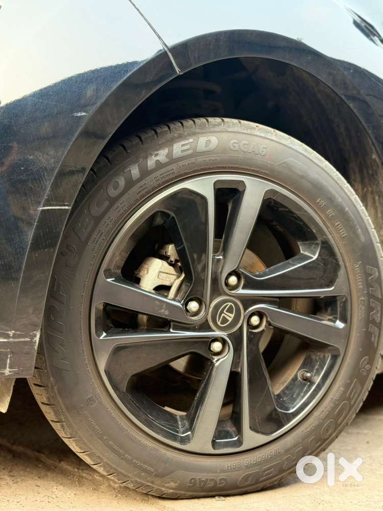 Tata Altroz 2023 Petrol 12500 Km Driven