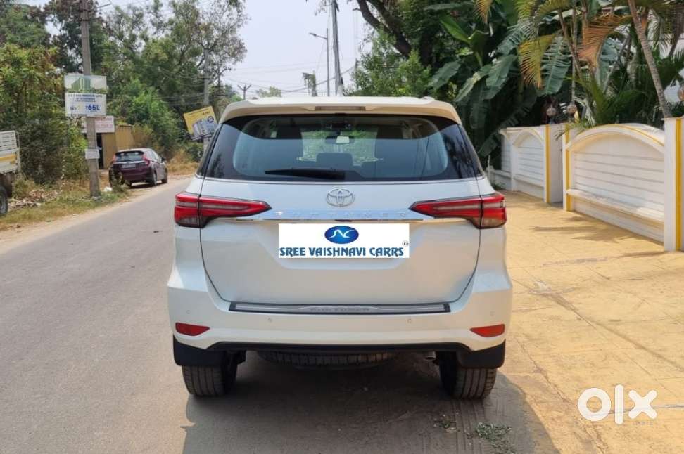 Toyota Fortuner 4x2 At 2.8 Diesel, 2022, Diesel