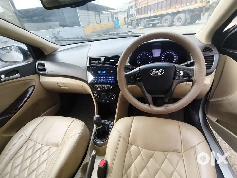 Hyundai Verna 2015