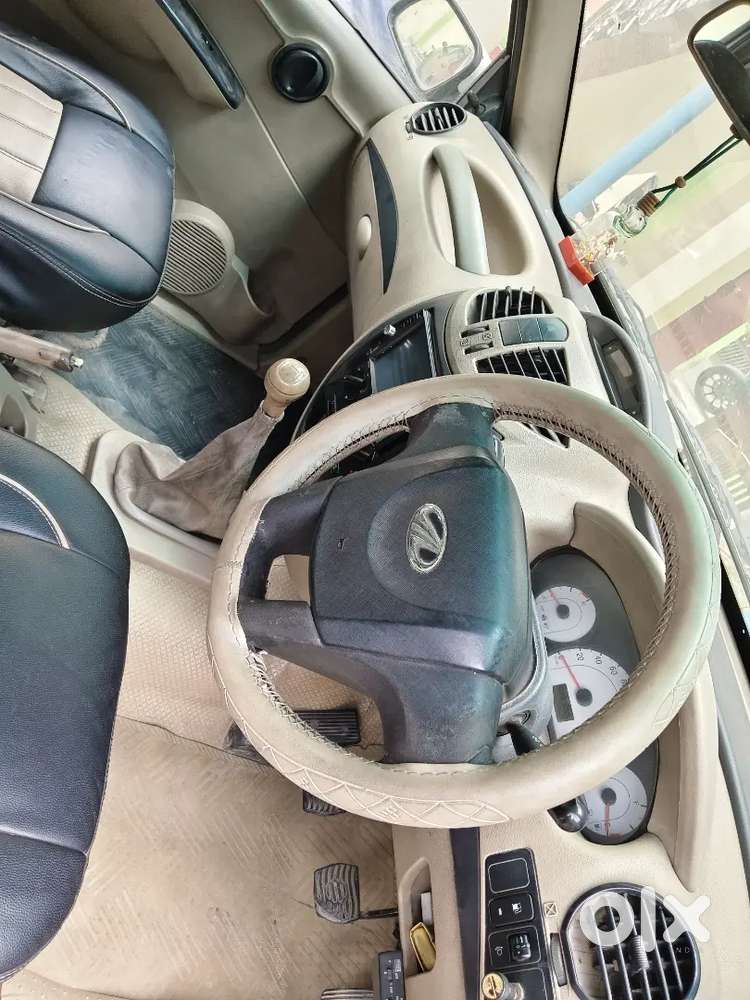 Mahindra Xylo 2016