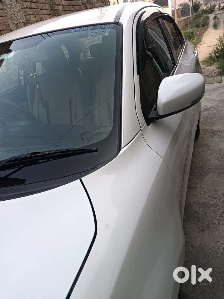 Maruti Suzuki Swift Dzire 2023 Petrol 64000 Km Driven
