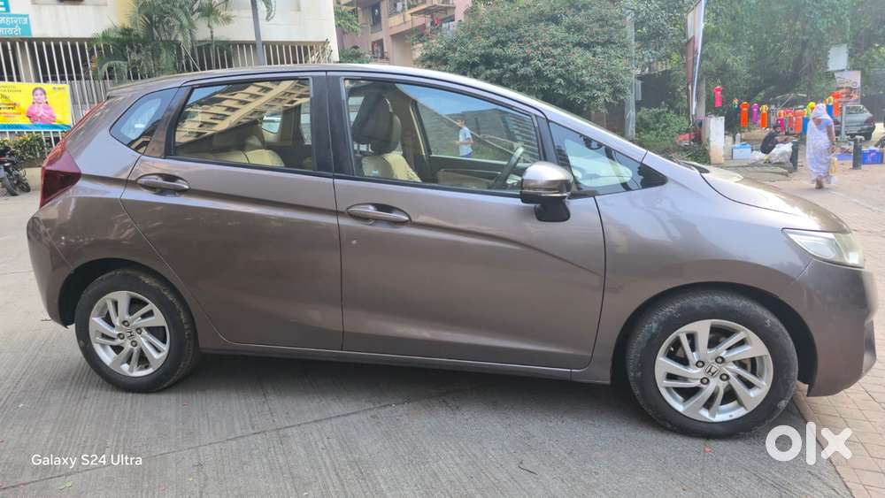 Honda Jazz V Cvt, 2015, Petrol