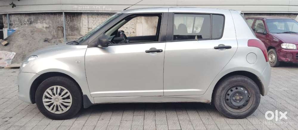 Maruti Suzuki Swift 1.2 Vxi (o), 2006, Petrol